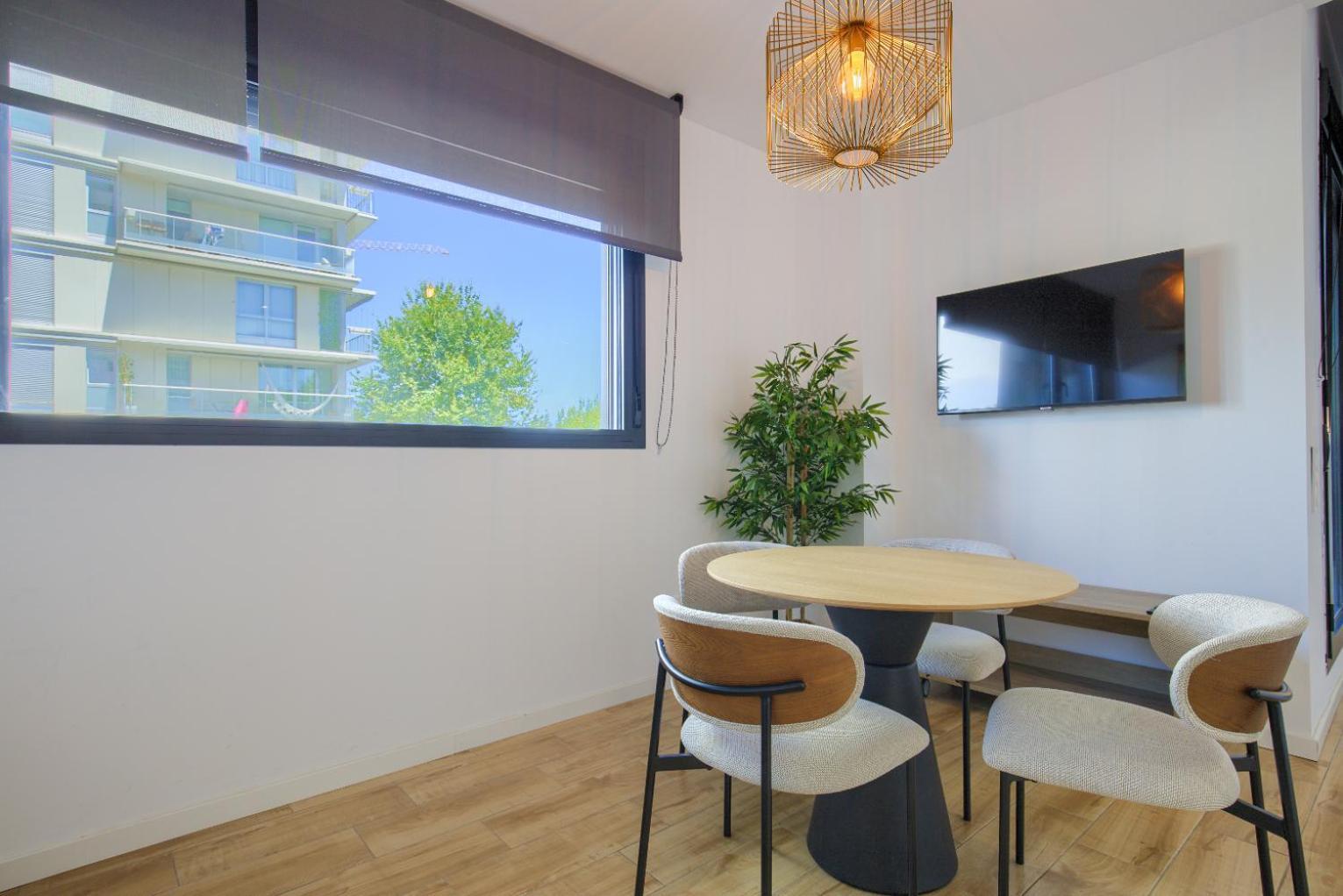 Arena 20 Suites Valence Extérieur photo